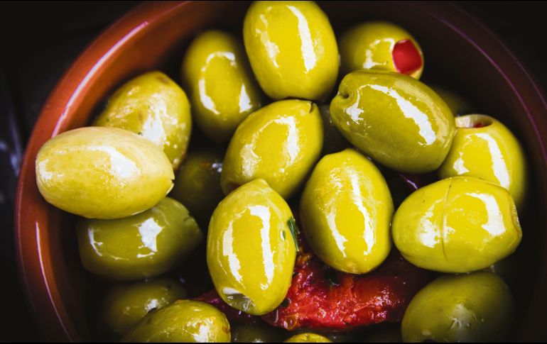 Variedad. Adquirir pimientos, aceitunas o alcaparras, son parte de los productos más versátiles para cocinar y su valor nutricional es alto.