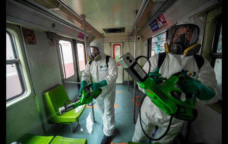 La desinfección con pistolas de presión. AFP/P. Pardo