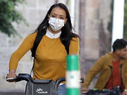 Académicos y científicos de la UdeG estudian el avance de la pandemia de COVID-19 y exhortan al aislamiento en los próximos días. AFP / U. Ruiz