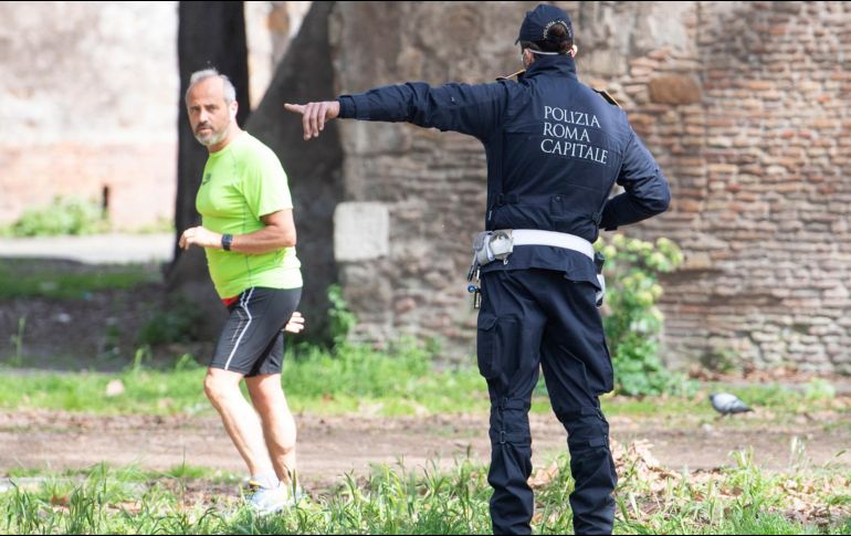 Las medidas de aislamiento no están consiguiendo, de momento, frenar la propagación del virus e Italia cuenta ya con más de 47 mil 21 contagios totales. EFE / EPA / R. Antimiani