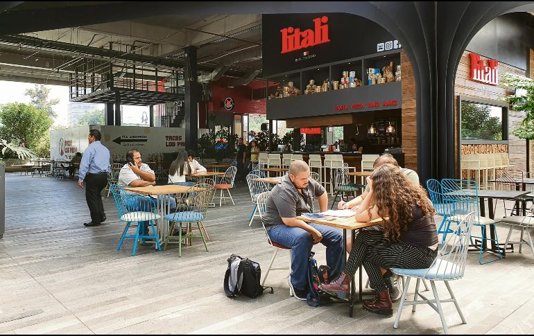 BARES. Desde el pasado día 18 fueron cerrados para evitar contagios. EL INFORMADOR • E. BARRERA