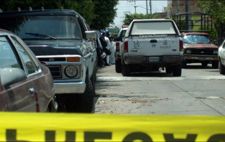 Paramédicos municipales confirmaron el fallecimiento de la víctima. EL INFORMADOR / ARCHIVO