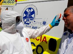 SSa reporta que están en proceso de dictaminarse dos defunciones sospechosas, posiblemente asociadas a COVID-19. AFP / ARCHIVO