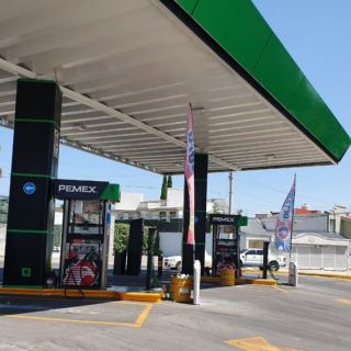Baja precio de gasolina, pero caen ventas por coronavirus