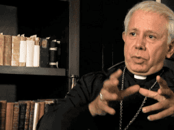 El obispo pidió aprender a interpretar los signos de los tiempos y tener en consideración que Dios está con nosotros en la historia. TWITTER/@ReligionDigit