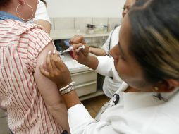 Debido a la actual contingencia por COVID-19, los módulos de vacunación se ubicarán al exterior de los centros de salud. EL INFORMADOR / ARCHIVO