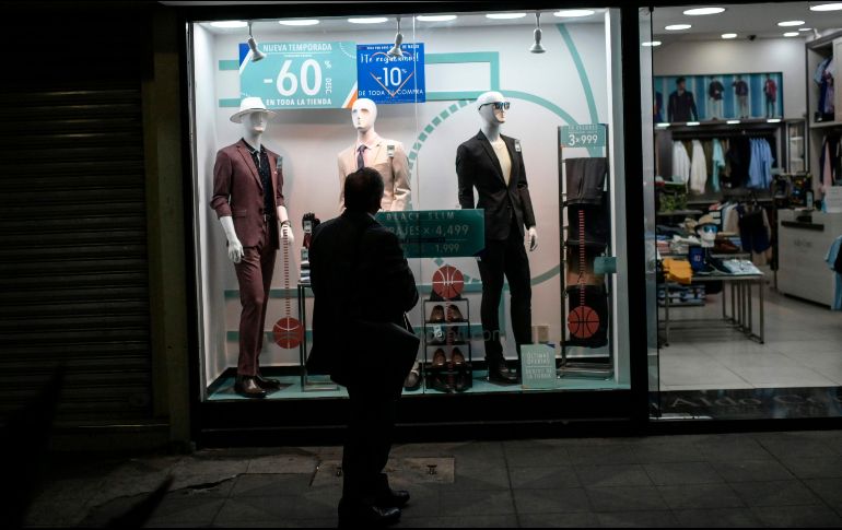 Se calcula que 4.5 millones de micro, pequeñas y medianas empresas están trabajando en 20% y hasta 40%. AFP/P. Pardo