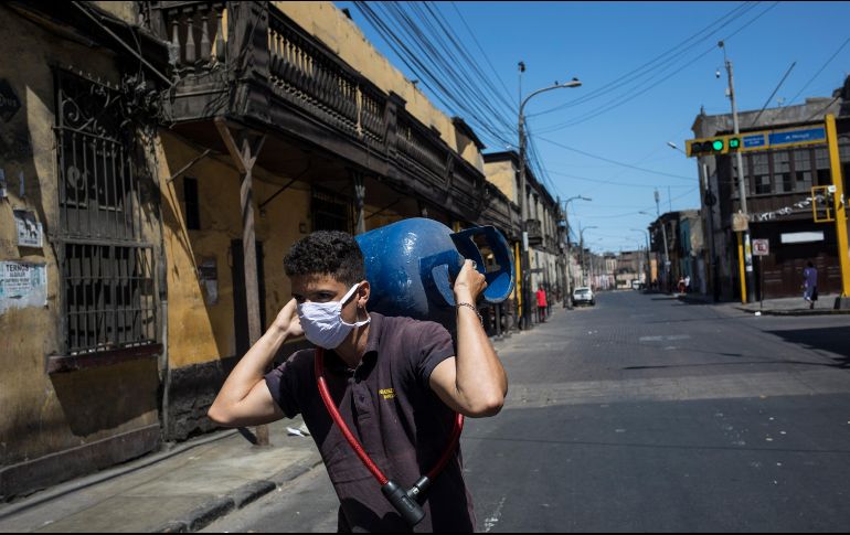 Hasta el momento, Perú confirma 318 casos y dos muertes por el nuevo coronavirus. AP / R. Abd