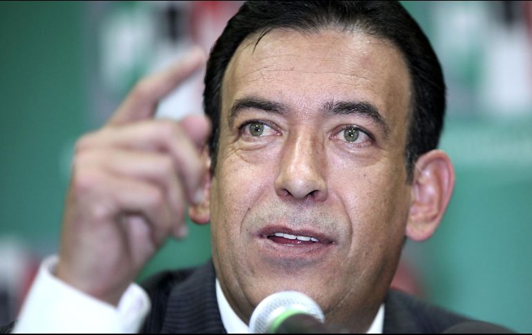 El también exlíder nacional del PRI se encuentra ya recuperándose del procedimiento quirúrgico al que fue sometido. SUN/ARCHIVO