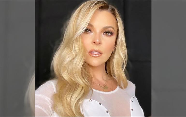 De Souza ha pausado el lanzamiento de su nuevo tema musical 