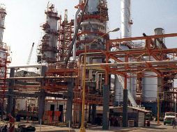 El petróleo nacional repuntó este martes, en línea con las bolsas de valores internacionales y el peso mexicano. NTX/ARCHIVO