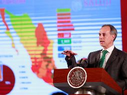 El subsecretario de Prevención y Promoción de la Salud, Hugo López Gatell, precisó que la fase 2 permite trazar el horizonte para los siguientes 30 a 40 días. EFE/J. Núñez