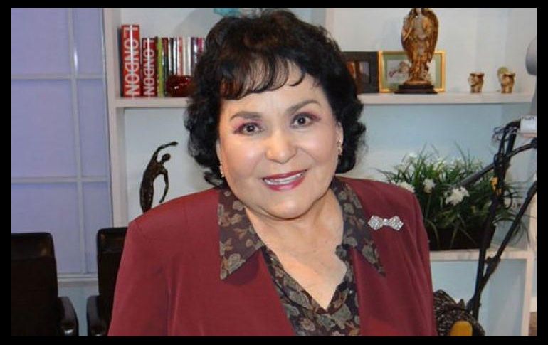 Hace algunos días Carmen Salinas seguró que el Covid-19 fue un castigo que la vida le dio al pueblo chino porque ellos acostumbran a comerse a los perros. TWITTER / @CarmenSalinasLo