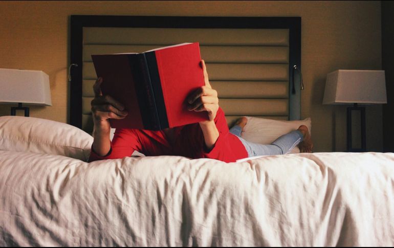 Consejo. Destina momentos para hacer oración, dibujar o leer. PIXABAY