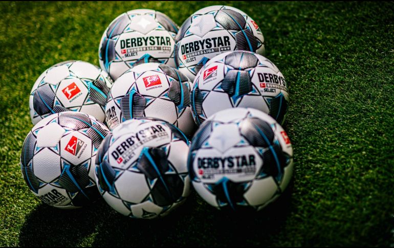 Bayern Munich, Borussia Dortmund, RB Leipzig y Bayer Leverkusen renunciarán a 12.5 MDE en los próximos repartos de los derechos de televisión; los otros 7.5 millones procederán de su aportación directa. TWITTER / @DFL_Official