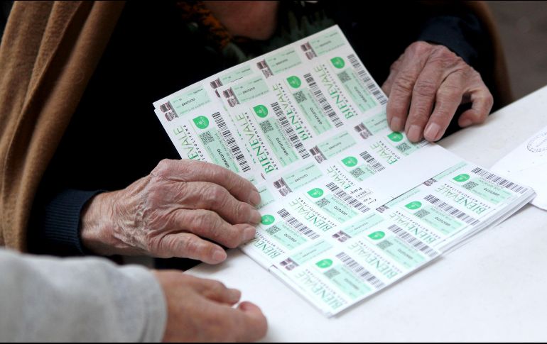 Actualmente se han entregado los boletos en beneficio de 63 mil 926 estudiantes de un total de 84 mil 356 beneficiados. EL INFORMADOR / ARCHIVO