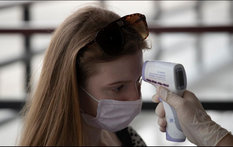 El Gobierno de Jalisco ya busca alternativas para conseguir las pruebas de COVID-19. EFE