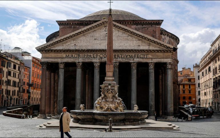 ''Hay señales de desaceleración del número de casos, por lo que creemos que estamos cerca, podría llegar en los próximos días'', explicó Silvio Brusaferro, presidente del Instituto Superior de Salud. EFE / R. Antimiani