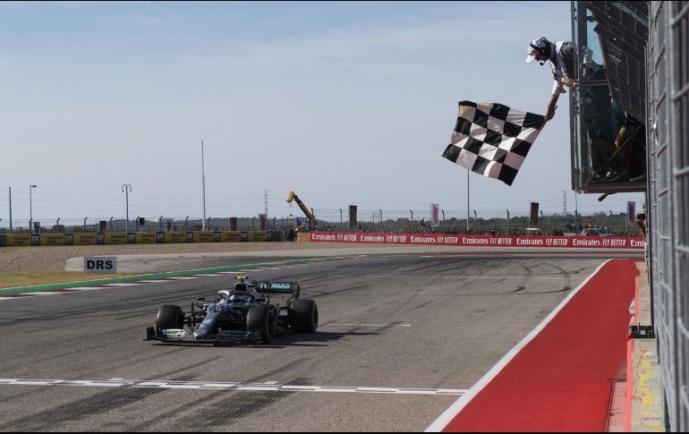 La Fórmula 1 vio truncado su sueño de concretar una temporada 2020 con 22 carreras, algo inédito. AP / ARCHIVO