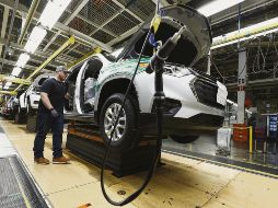 Las marcas enfrentan un reto logístico y de operaciones para proteger la salud de sus trabajadores ante la pandemia del COVID-19.