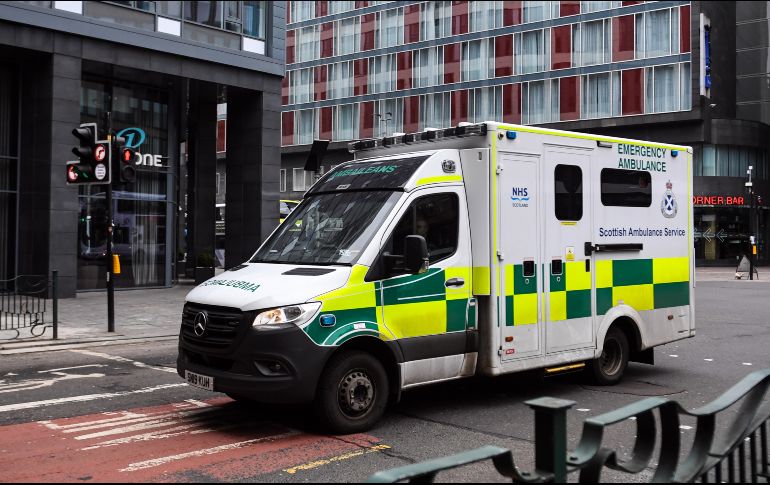 Frente a la aceleración de la pandemia, se ha iniciado una carrera contrarreloj para habilitar miles de camas de hospital. La población está confinada desde el lunes por un periodo de al menos tres semanas. AFP / A. Buchanan