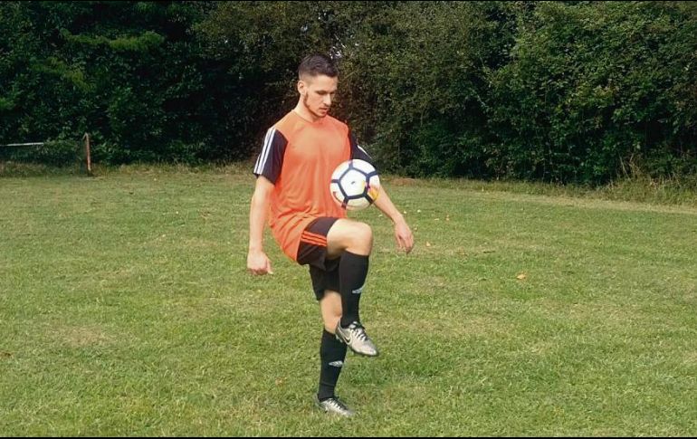 Dominio. El balón debe ser controlado con pies, muslos y cabeza. ESPECIAL