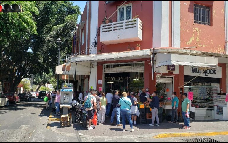 Uno de los lugares más concurridos fue el cruce de Juan Manuel y Santa Mónica. EL INFORMADOR