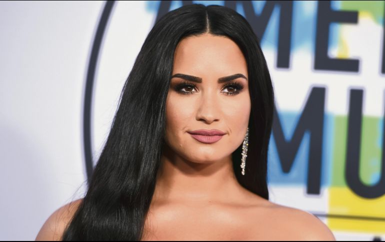DEMI LOVATO. La intérprete expuso “sin querer” su relación amorosa más reciente. AFP