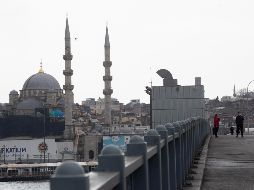 Los mayores de 65 años y los enfermos crónicos ya eran objeto de un confinamiento obligatorio. EFE / T. Bozoglu