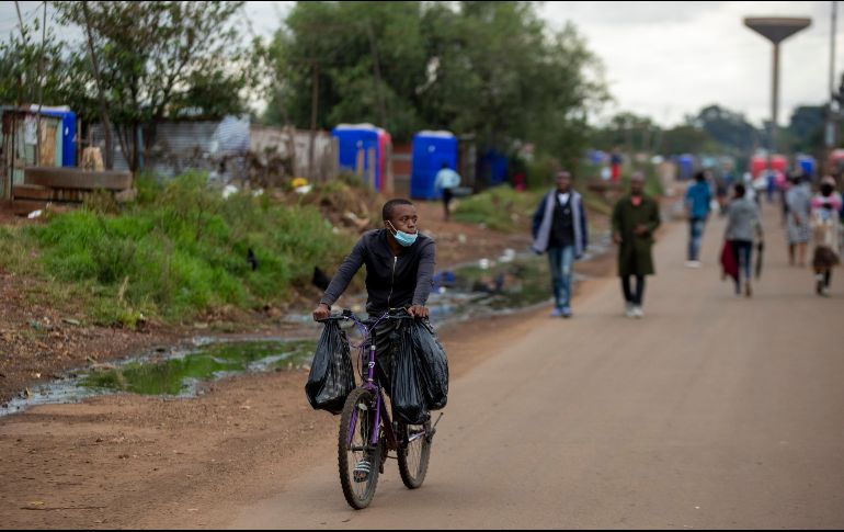 Según el mapa realizado por la Universidad Johns Hopkins, Nigeria ha registrado 210 casos de contagio y cuatro muertes por COVID-19, hasta el momento. AP / T. Hadebe