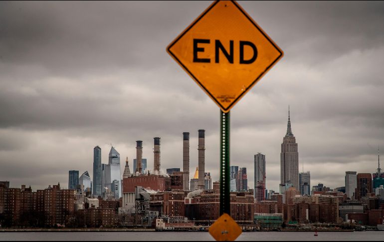 Este sábado se registraron 10 mil 841 casos más que ayer, mientras que el número de fallecidos ha alcanzado los tres mil 565, con 630 más que el viernes. EFE / ARCHIVO