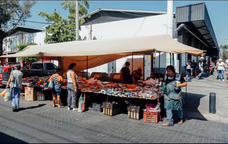 Reconocen que aún es incierto cómo se reintegrará la dinámica de los comercios cuando concluya el mes de abril. EL INFORMADOR/G. Gallo