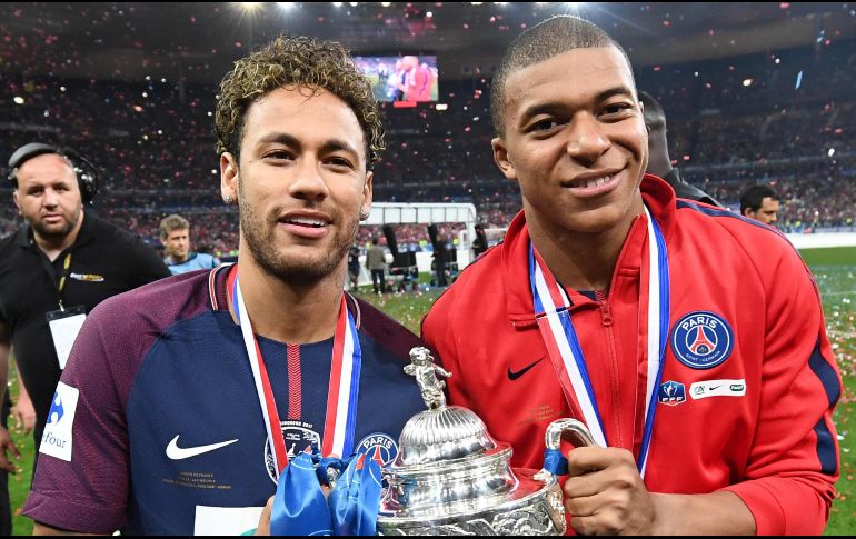 ENVUELTOS EN RUMORES. Los dos referentes del equipo parisino son constantemente relacionados con el Real Madrid y el Barcelona. ARCHIVO