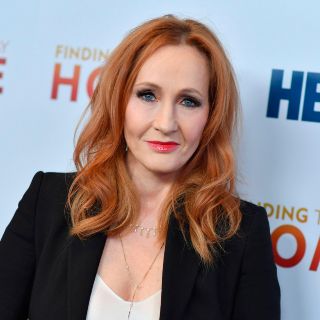 J.K. Rowling presentó síntomas del COVID-19