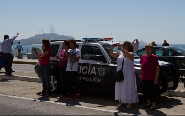 En el municipio de Mazatlán, personal de Protección Civil detecta a vacacionistas del Estado de México, en las playas. NTX / ARCHIVO