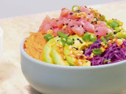 BOWL DE LA PRIMAVERA.  Fresco, fácil de preparar y lleno de sabores de temporada. CORTESÍA