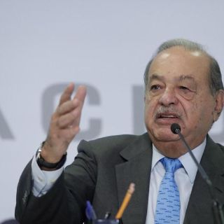 Carlos Slim y familia salen del top 10 de billonarios de Forbes