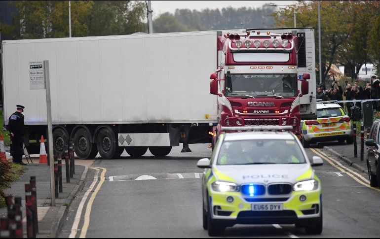 Los cadáveres fueron encontrados el 23 de octubre del año pasado hacinados en el interior de un camión frigorífico en el polígono industrial de Grays, al este de Londres. AFP / ARCHIVO