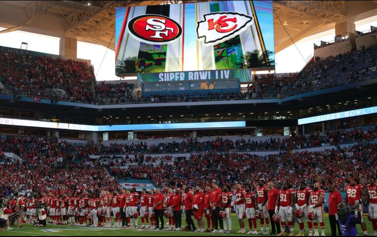 Aficionados y otros individuos pueden realizar donaciones durante los tres días que durará el Draft (23 a 25 de abril). AFP / ARCHIVO