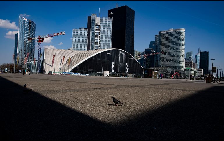 Francia. El próximo lunes el Presidente francés hará oficial la extensión de la cuarentena más allá del 15 de abril que en un principio se había pactado como el fin de la misma. EFE
