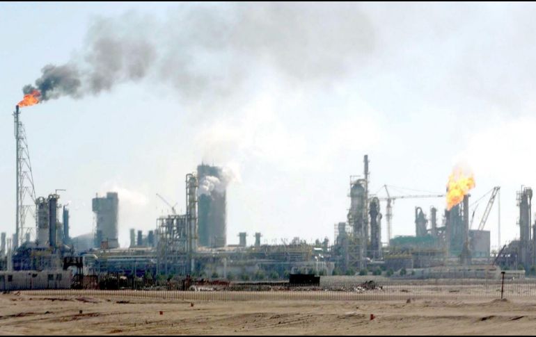 Para cada país que participa en el recorte, la producción debería disminuir en un 23 %, según TASS. NTX / ARCHIVO