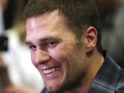 Tom Brady, flamante mariscal de campo de Bucaneros de Tampa Bay, participará en un torneo de póker en línea para recaudar dinero para para el Fondo de COVID-19 . AP / ARCHIVO