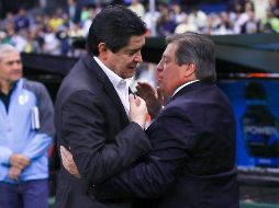 En entrevista con Fox Sports, tanto Luis Fernando Tena como Miguel Herrera fueron cuestionados sobre a qué jugador del rival quisieran tener con ellos. Imago7 / ARCHIVO