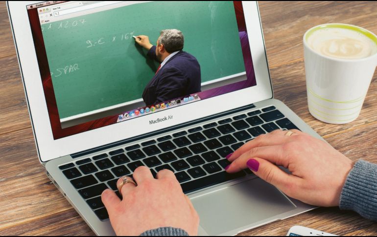 La computadora será tu mejor aliada en esta cuarentena. PIXABAY