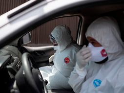 Entre los puntos de la misiva está el correcto equipamiento para los trabajadores de la salud que tratan a los enfermos de COVID-19.  AFP/P. Pardo