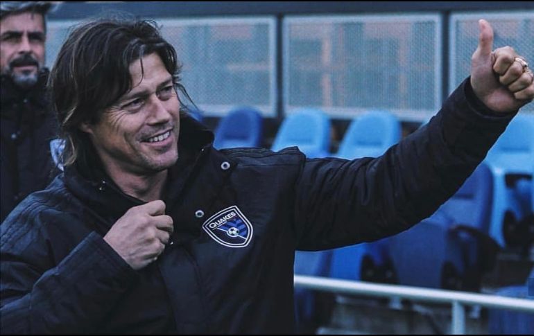 El director técnico del San Jose Earthquakes de la MLS, Matías Almeyda, causó sensación en las redes sociales, pero esta vez no por alguna declaración en torno al ámbito del futbol, sino por su nuevo look. INSTAGRAM / @peladoalmeyda