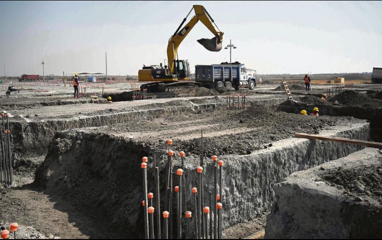 Se prevé que el nuevo aeropuerto de la Ciudad de México esté terminado en marzo de 2022. AFP