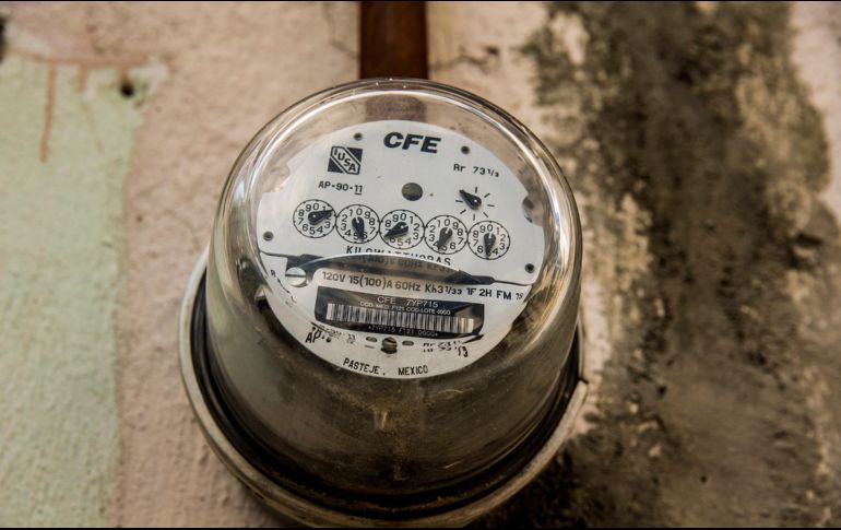 En días pasados, Manuel Bartlett, director de la CFE, aseguró que no podían condonar el pago de energía eléctrica. EL INFORMADOR / ARCHIVO