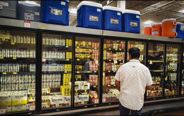 Desde que inició la cuarentena en México, el ticket promedio de compra de cervezas es de 67 pesos. EL INFORMADOR/E. Barrera