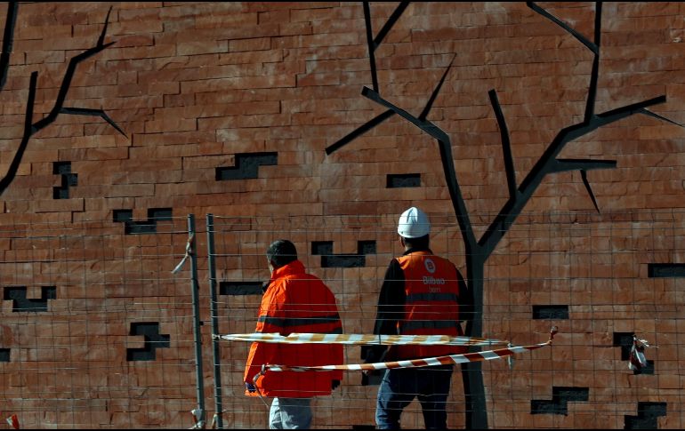 Durante enero de 2020, los empleados del sector construcción vieron una caída de 3.6% respecto a diciembre y 9.9% anual. EFE/L. Tejido